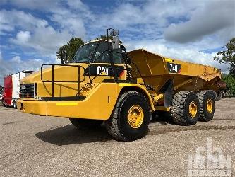 CAT 740