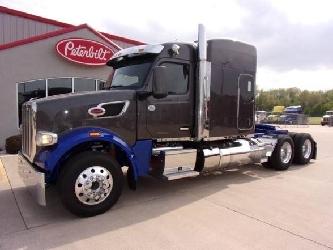 Peterbilt 567