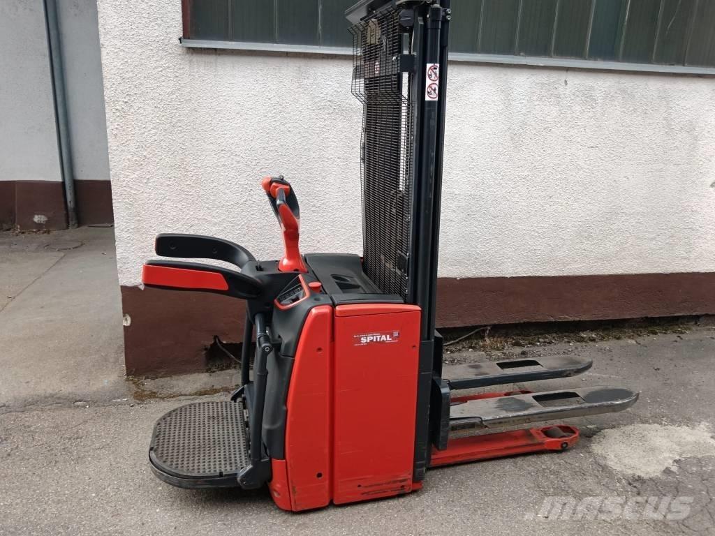 Linde L14AP Gerbeur accompagnant