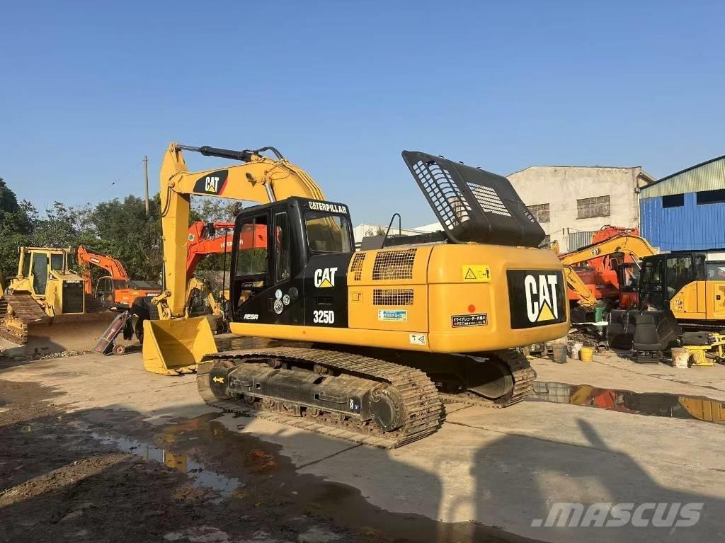 CAT 325 D Pelle sur chenilles