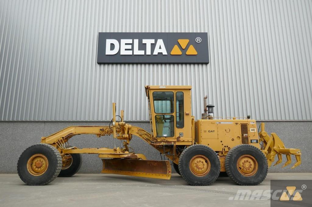 CAT 130G Niveleuse