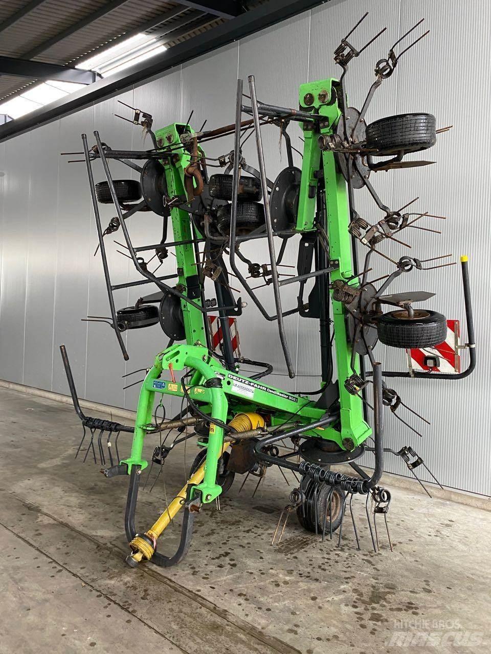 Deutz-Fahr 6917 Rateau faneur