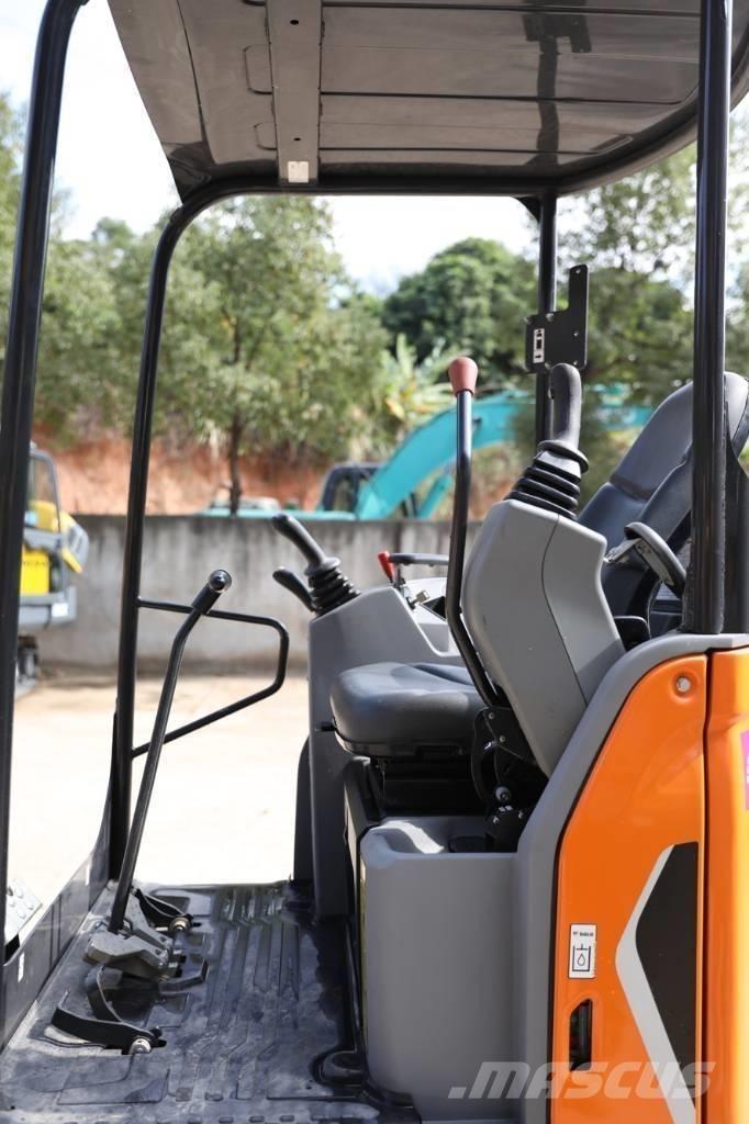 Doosan DX 17 Pelle sur chenilles