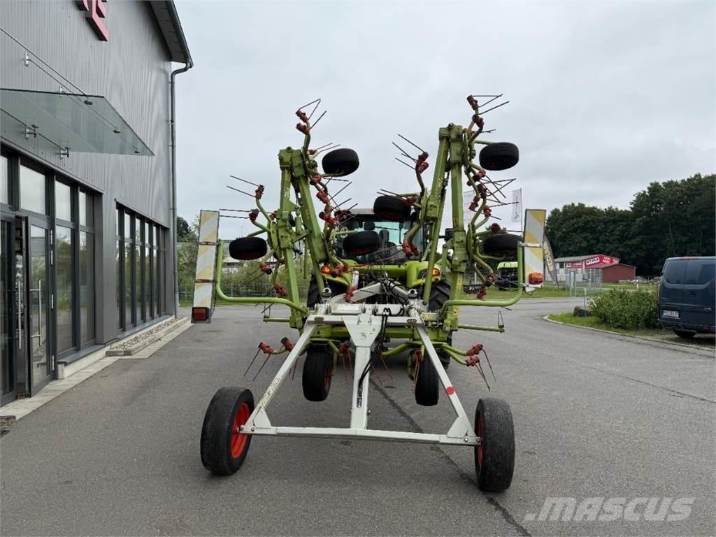 CLAAS Volto 870 T Rateau faneur