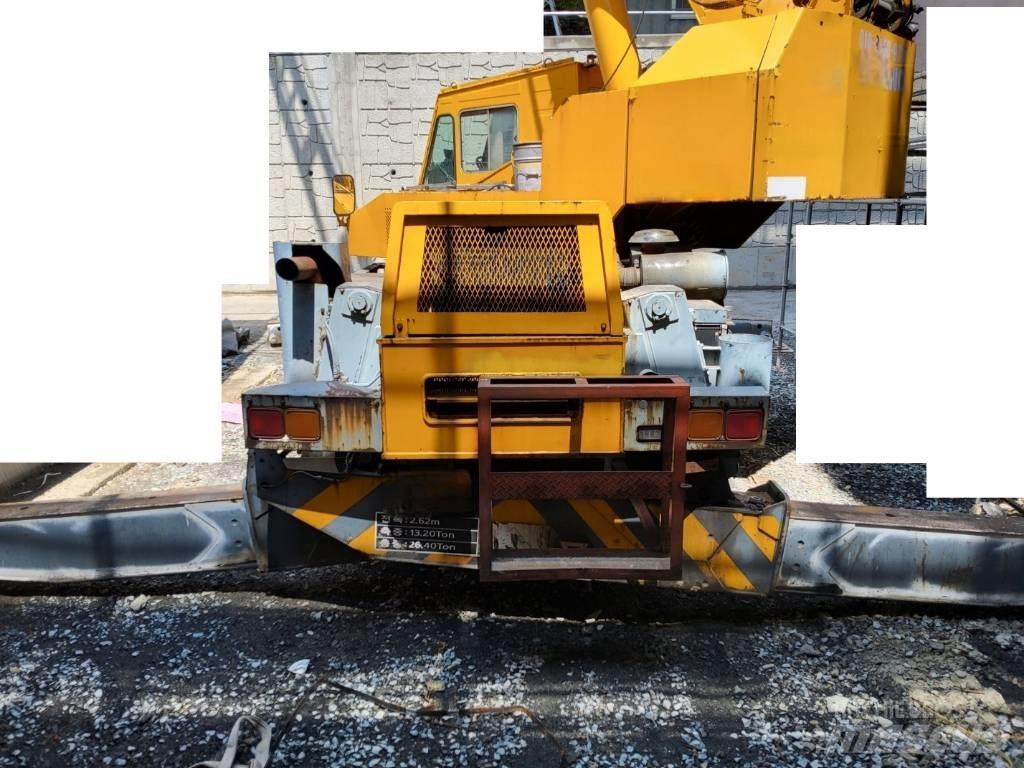 Tadano TR 250 M-5 Grues mobiles
