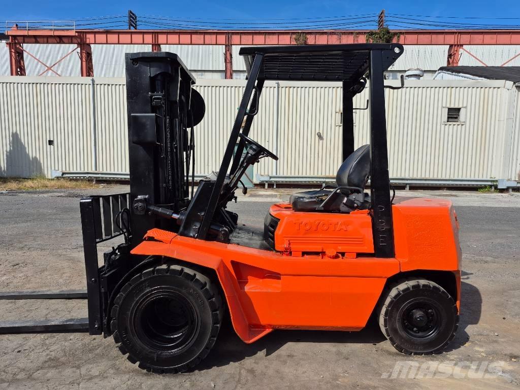 Toyota 4 FD 25 Autres Chariots élévateurs
