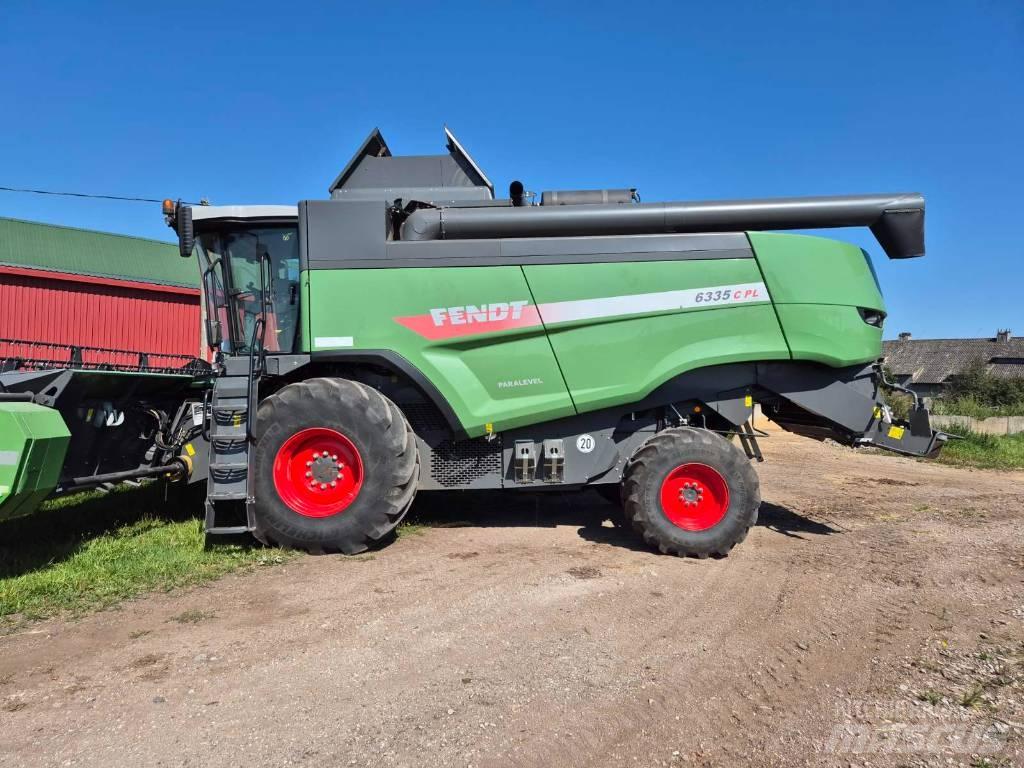 Fendt 6335 C PL Moissonneuse batteuse