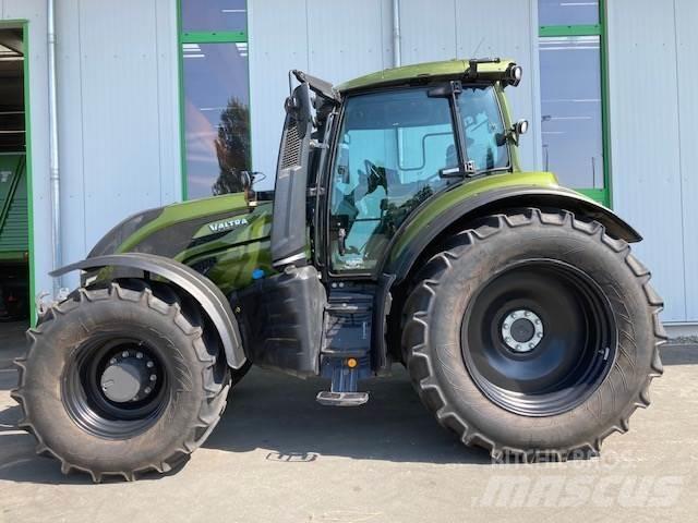 Valtra T 235 Versu Tracteur