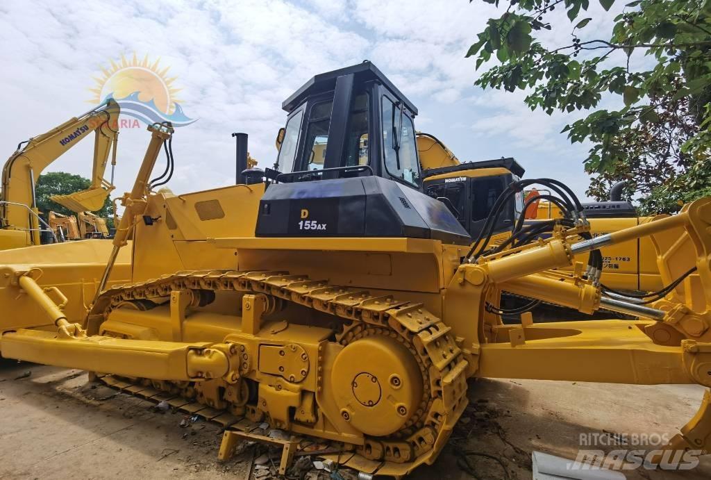 Komatsu D 155 Niveleuse
