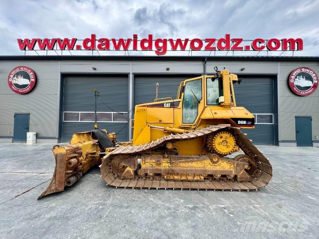 CAT D 6 N LGP Bouteurs sur chenilles