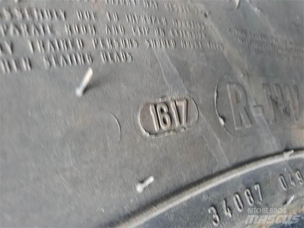 Mitas 600/65R28 x1 Pneus, roues et jantes