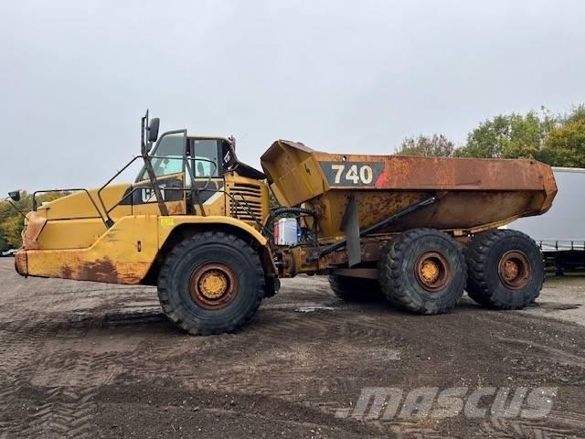 CAT 740 Tombereau articulé