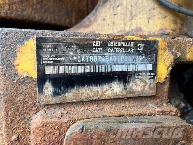 CAT 740 Tombereau articulé