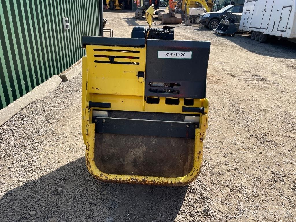 Bomag BW 71 E-2 Rouleaux monocylindre