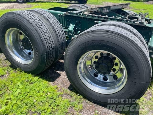 Mack CXU613 Pinnacle Tracteur routier