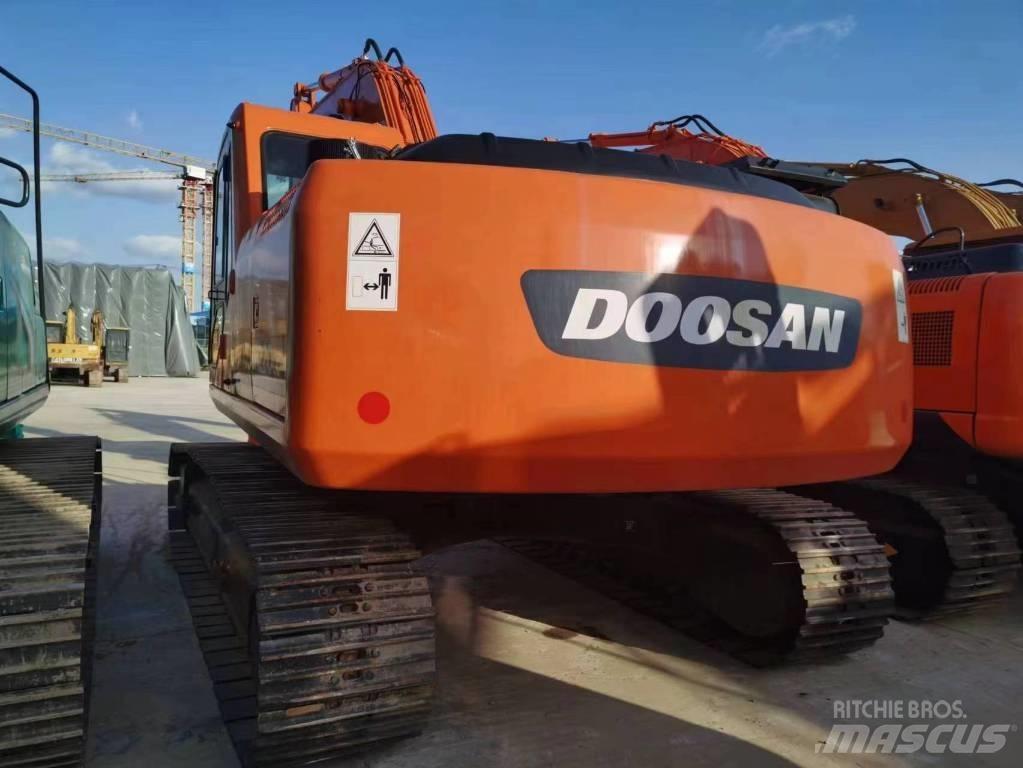 Doosan DH 220 Pelle sur chenilles
