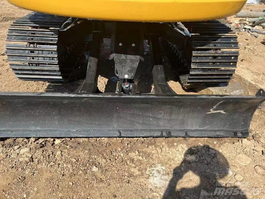 CAT 307 Pelle sur chenilles