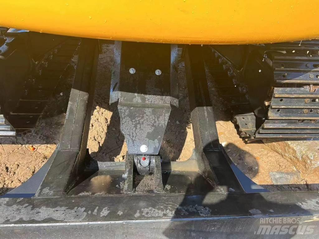 CAT 307 Pelle sur chenilles