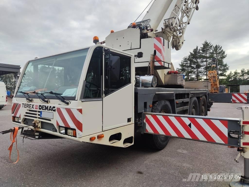 Terex Demag AC 50-1 Grues tout terrain