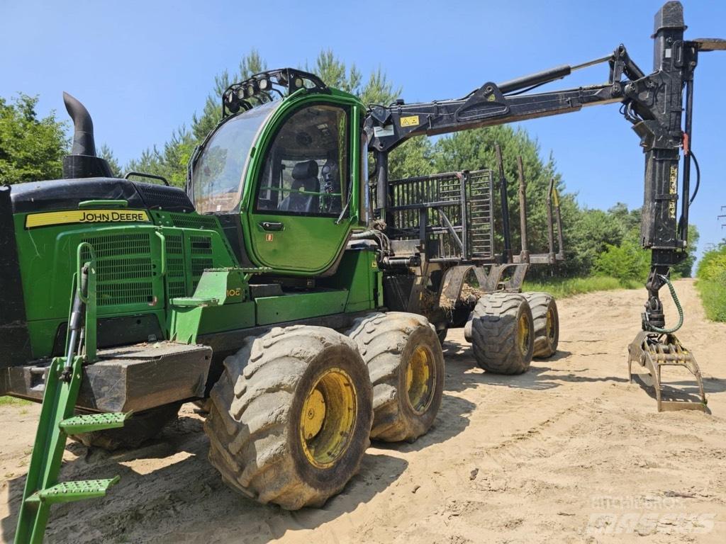 John Deere 1210 G Abatteuse