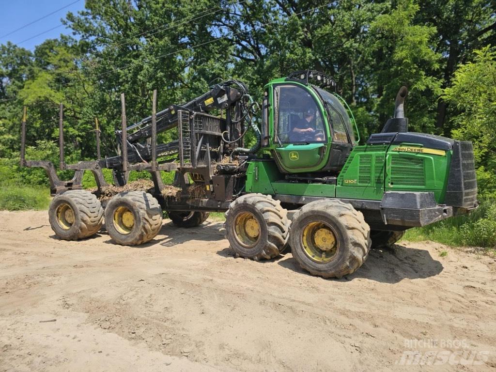 John Deere 1210 G Abatteuse