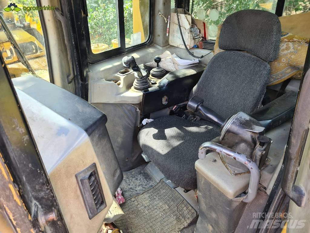 CAT D 6 R XL Bouteurs sur chenilles