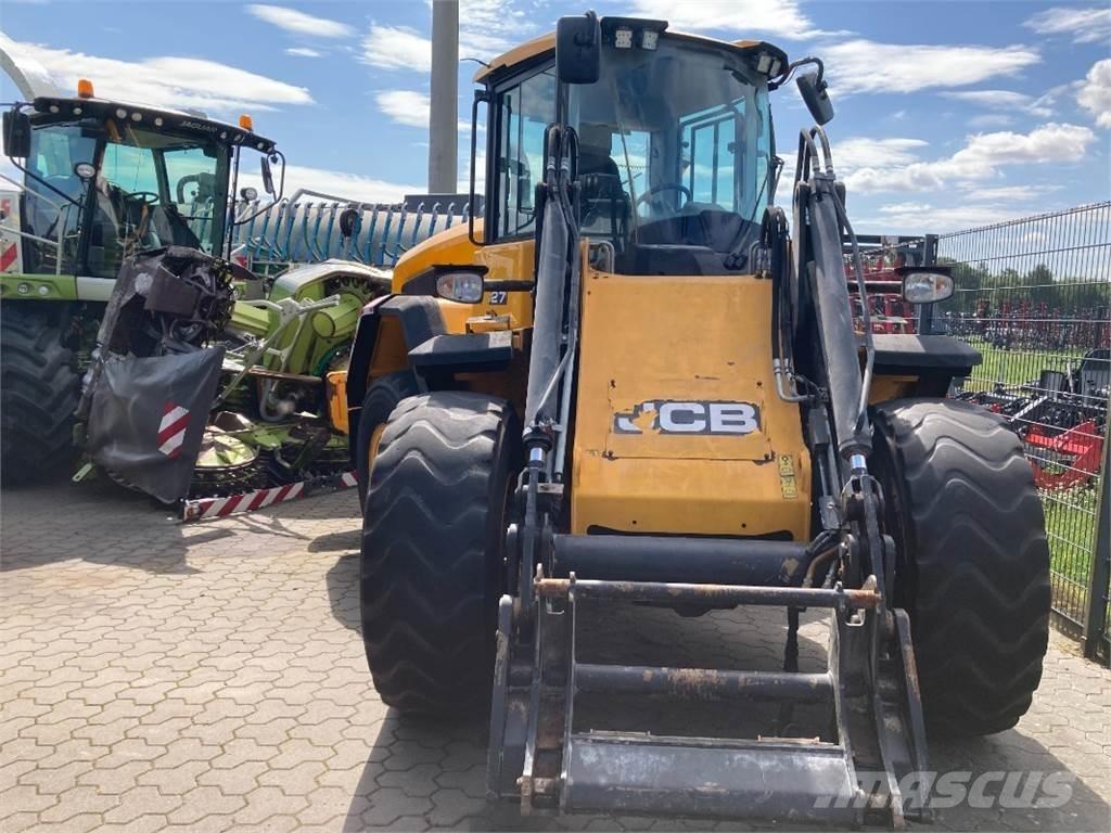 JCB 427 HT Chargeuse sur pneus