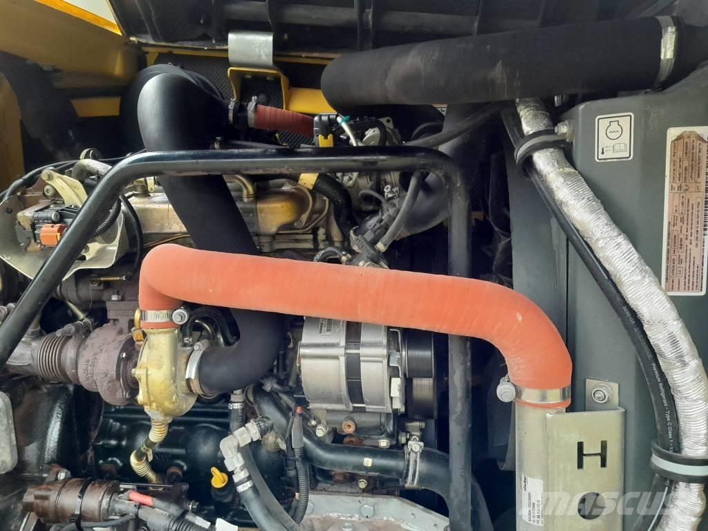 Wacker Neuson EW100 Pelle sur pneus