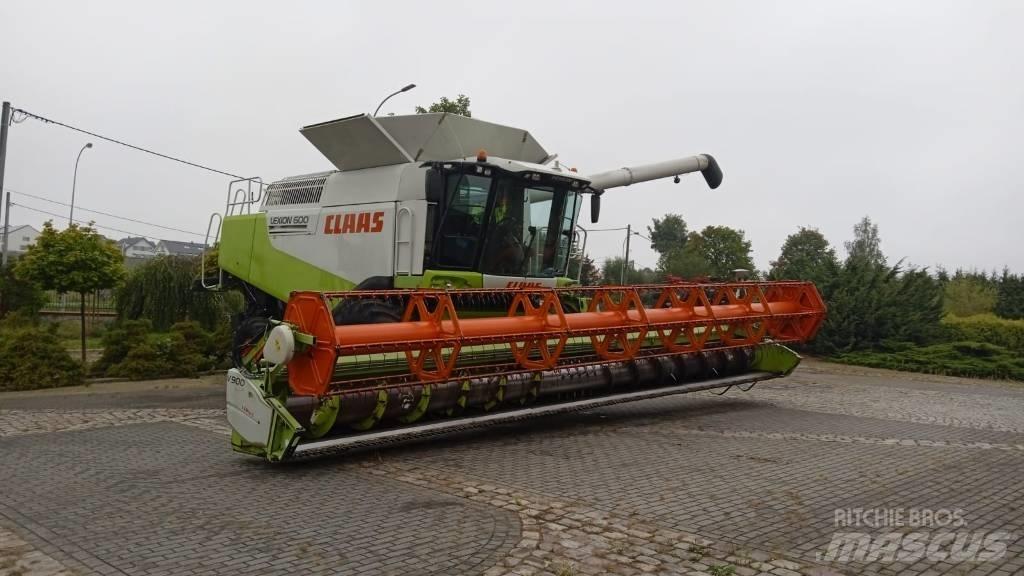 CLAAS Lexion 600 Moissonneuse batteuse