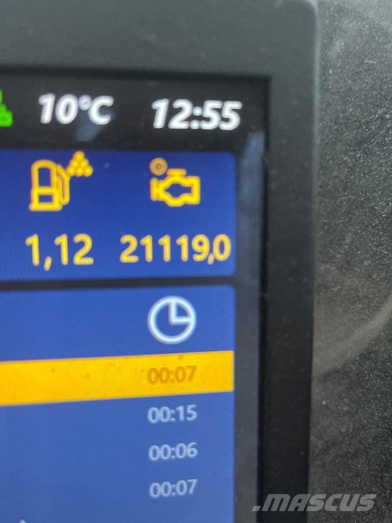 Komatsu 901 XC Abatteuse