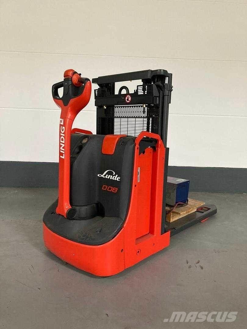 Linde D08 Préparateur de commande haute levée