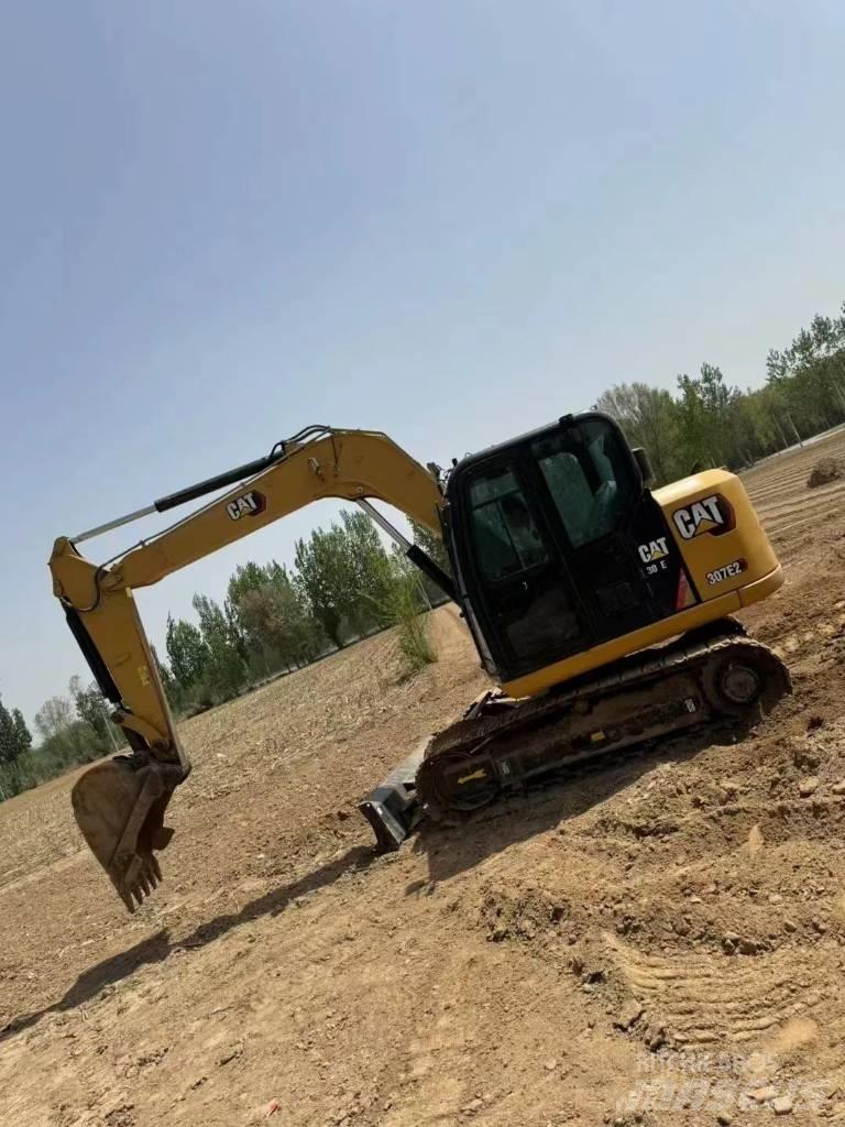 CAT 307 E2 Pelle sur chenilles