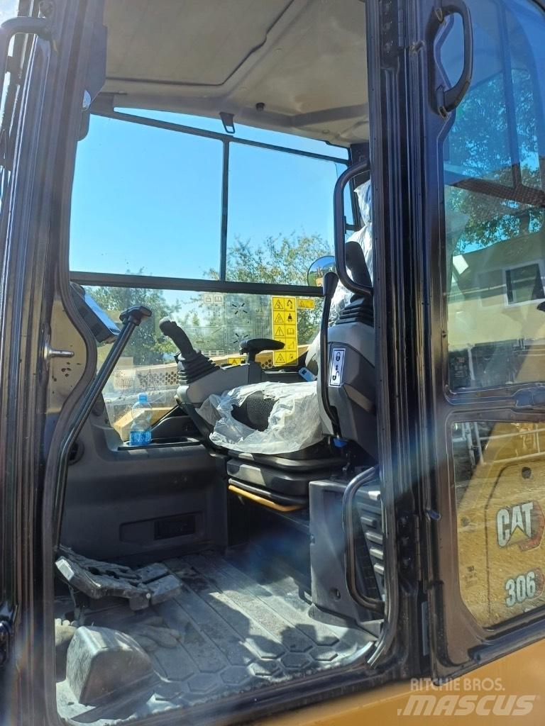CAT 306 Mini pelle < 7t