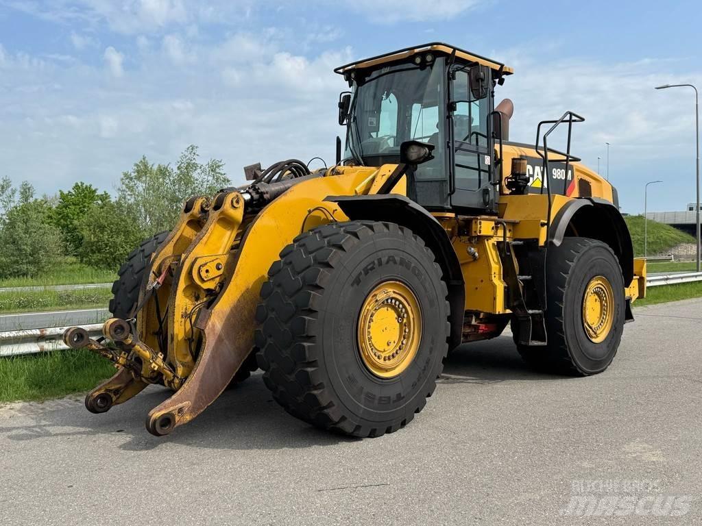 CAT 980M Chargeuse sur pneus
