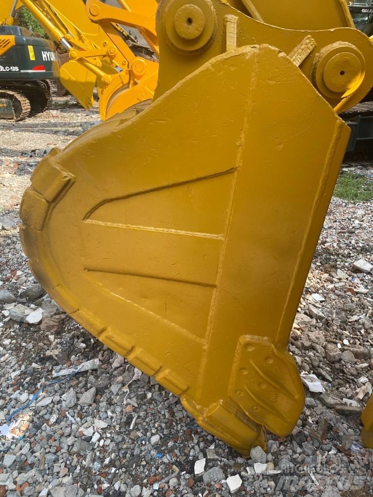 CAT 320 C L Pelle sur chenilles
