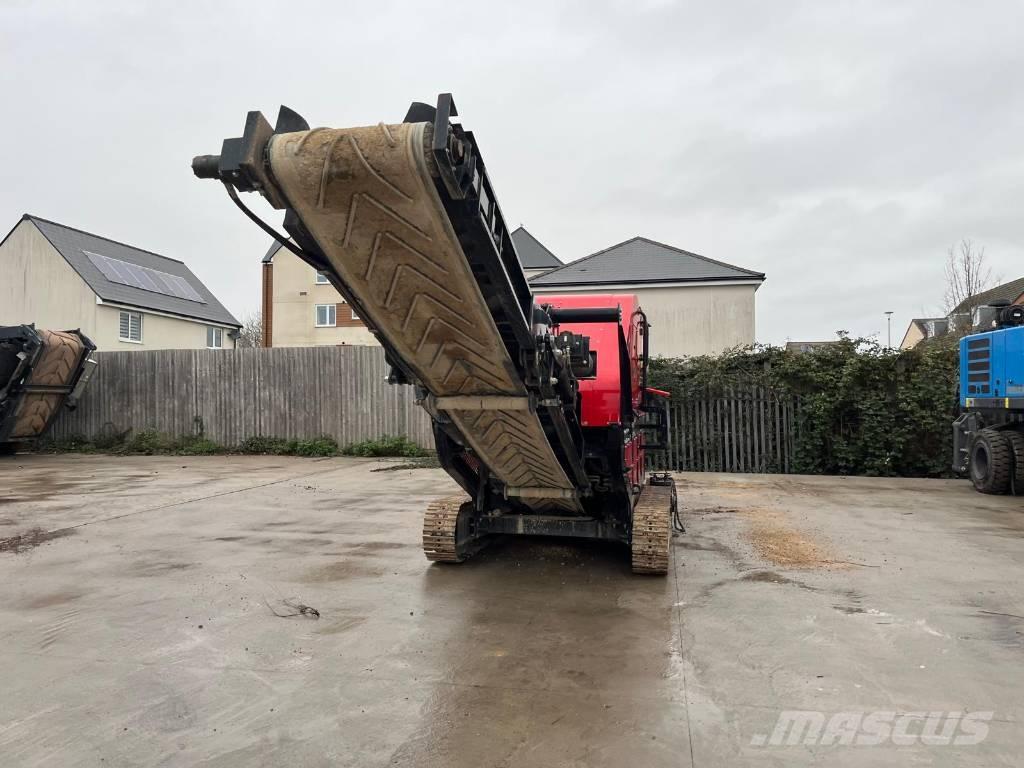 Red Rhino 7000 Concasseur