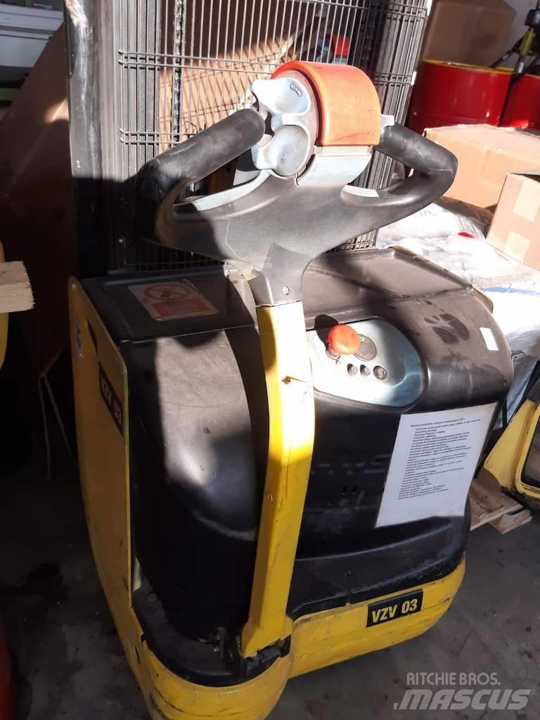 Hyster S 1.2 Gerbeur accompagnant