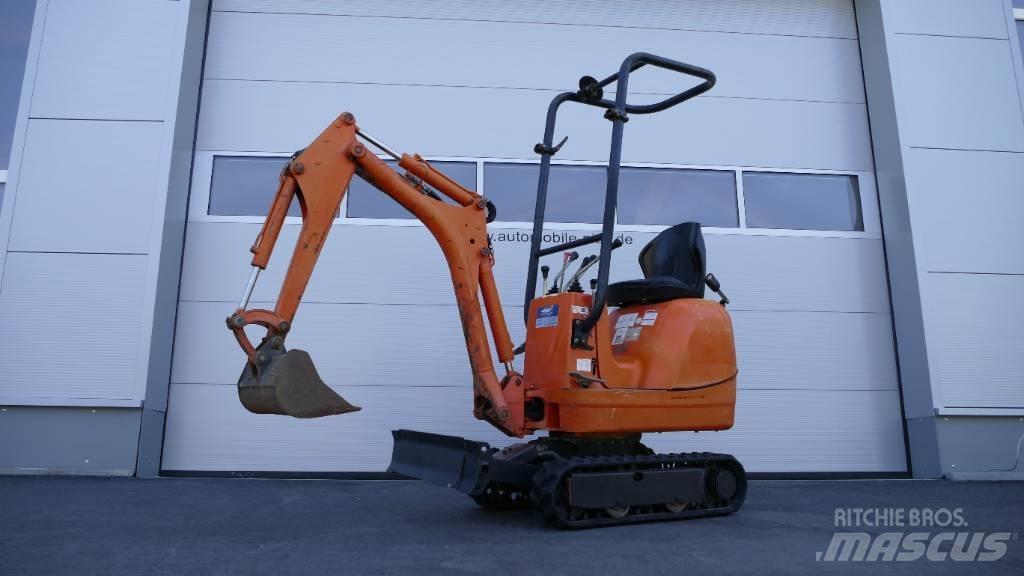 JCB 8008 CTS Mini pelle < 7t