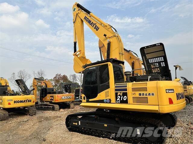 Komatsu PC 210-8 Pelle sur chenilles