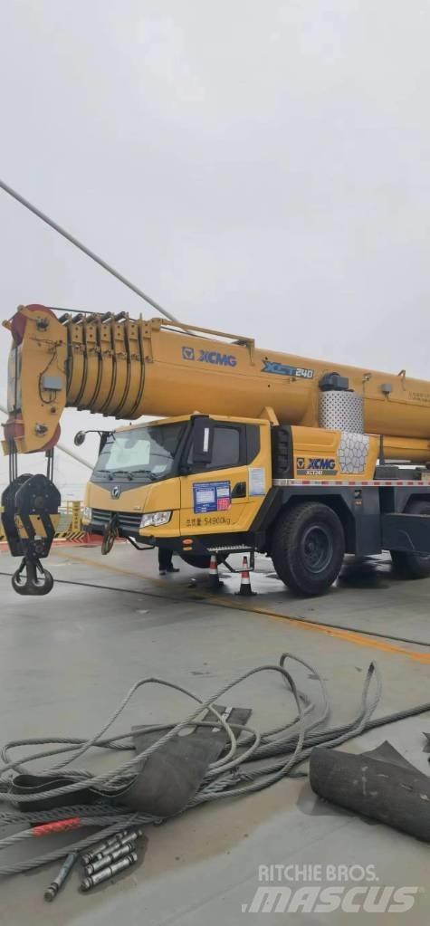 XCMG XCT240 Grues tout terrain