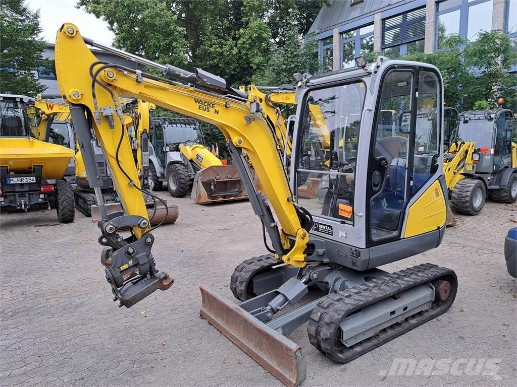 Wacker Neuson ET24 Pelle sur chenilles