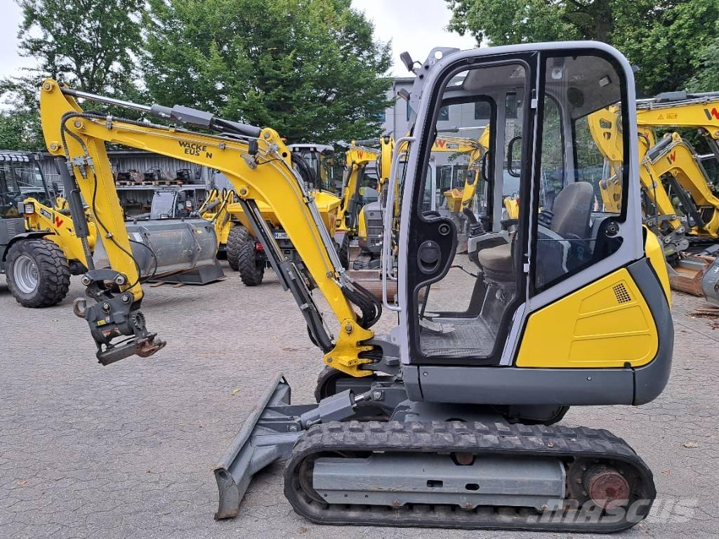 Wacker Neuson ET24 Pelle sur chenilles