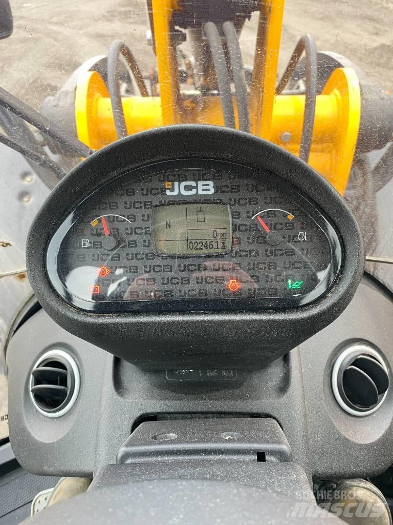 JCB 409 Télescopique agricole