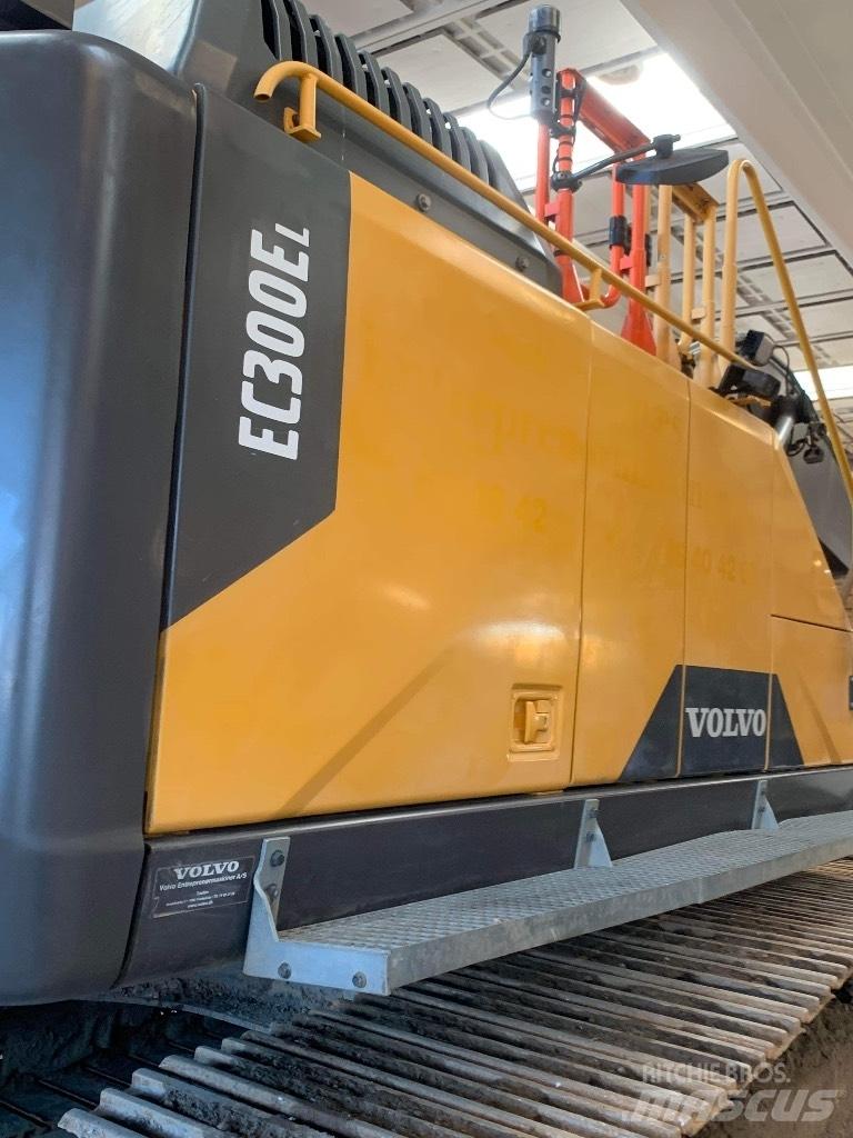 Volvo EC 300 E Pelle sur chenilles
