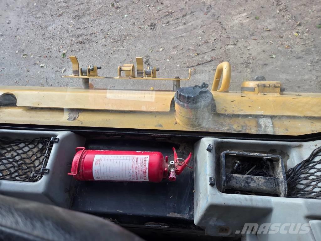 CAT D 6 N LGP Bouteurs sur chenilles