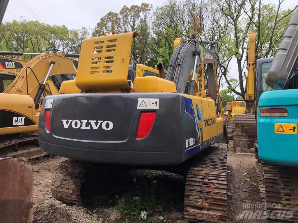 Volvo EC 210 B LC Pelle sur chenilles