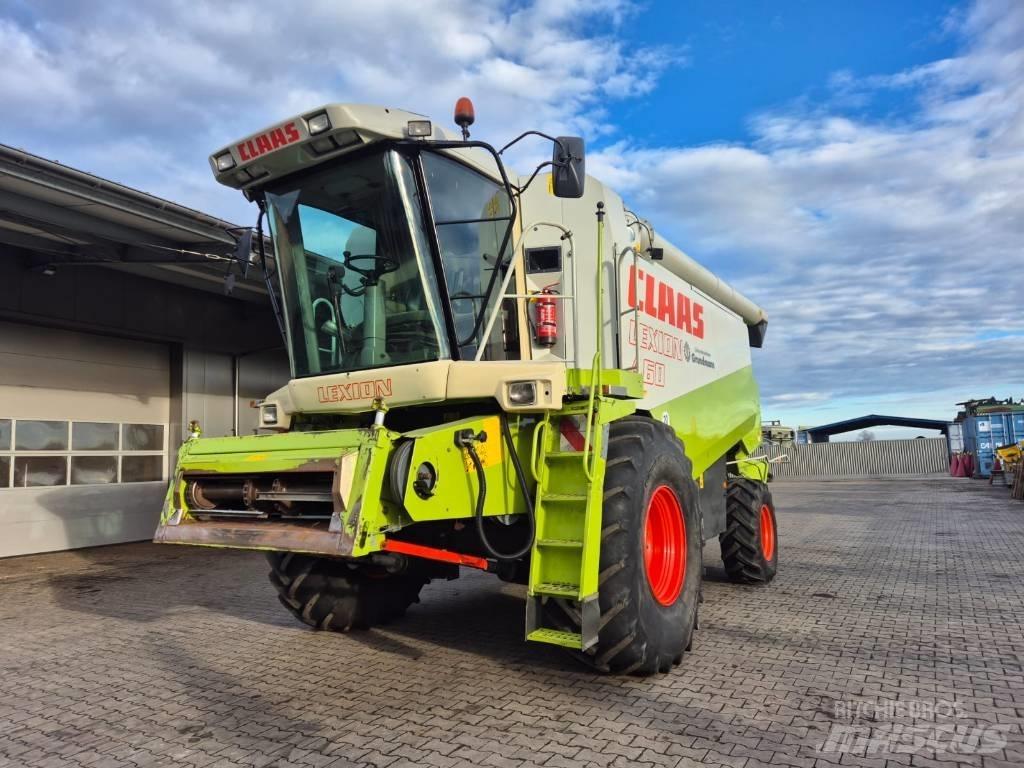 CLAAS Lexion 460 Moissonneuse batteuse
