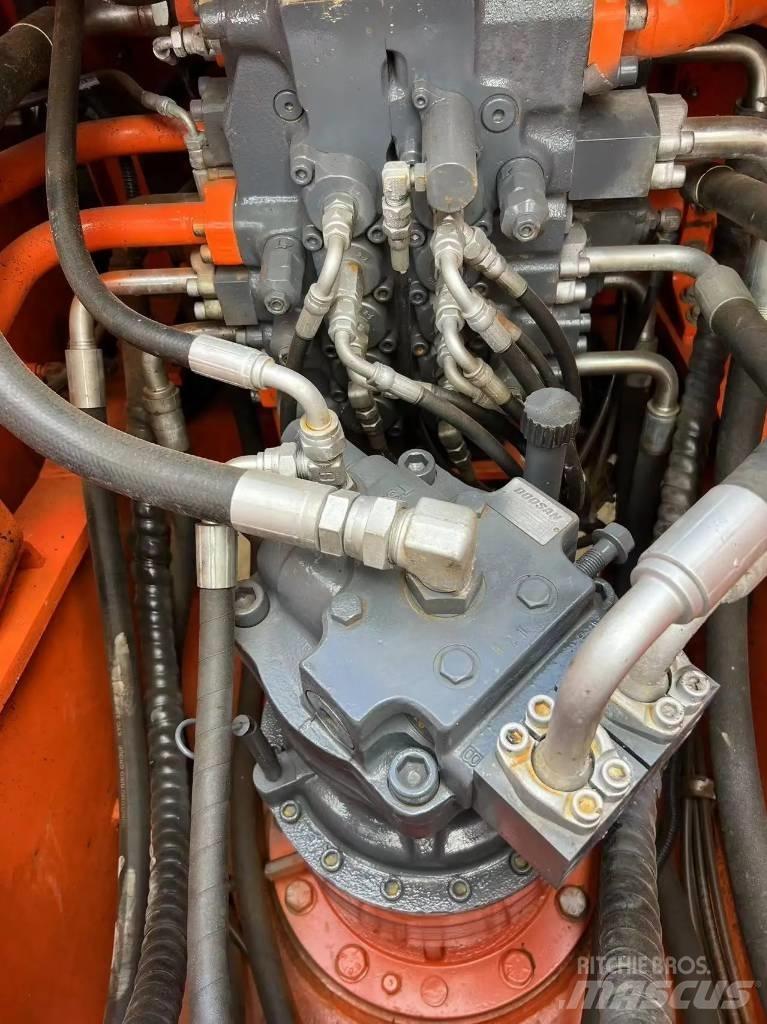 Doosan DX 225 LC-9c Mini pelle < 7t