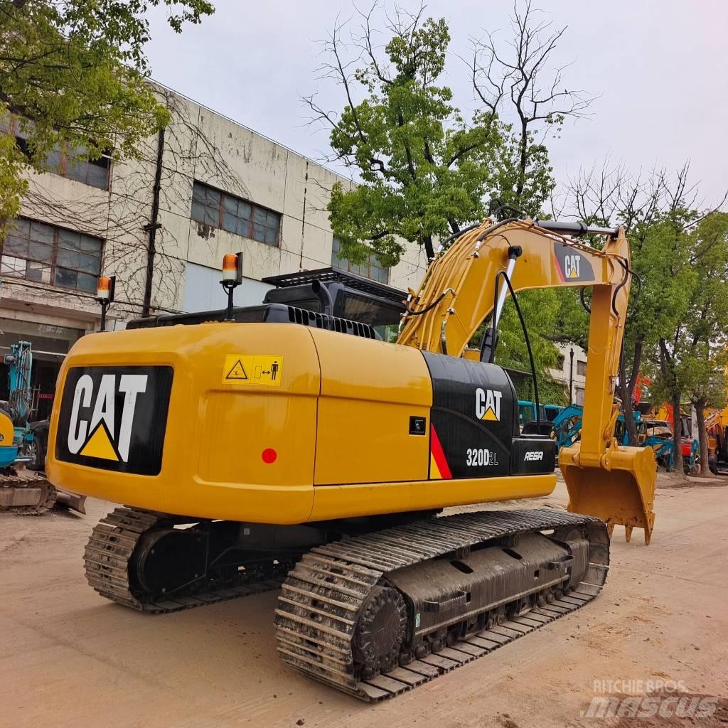 CAT 320D Pelle sur chenilles