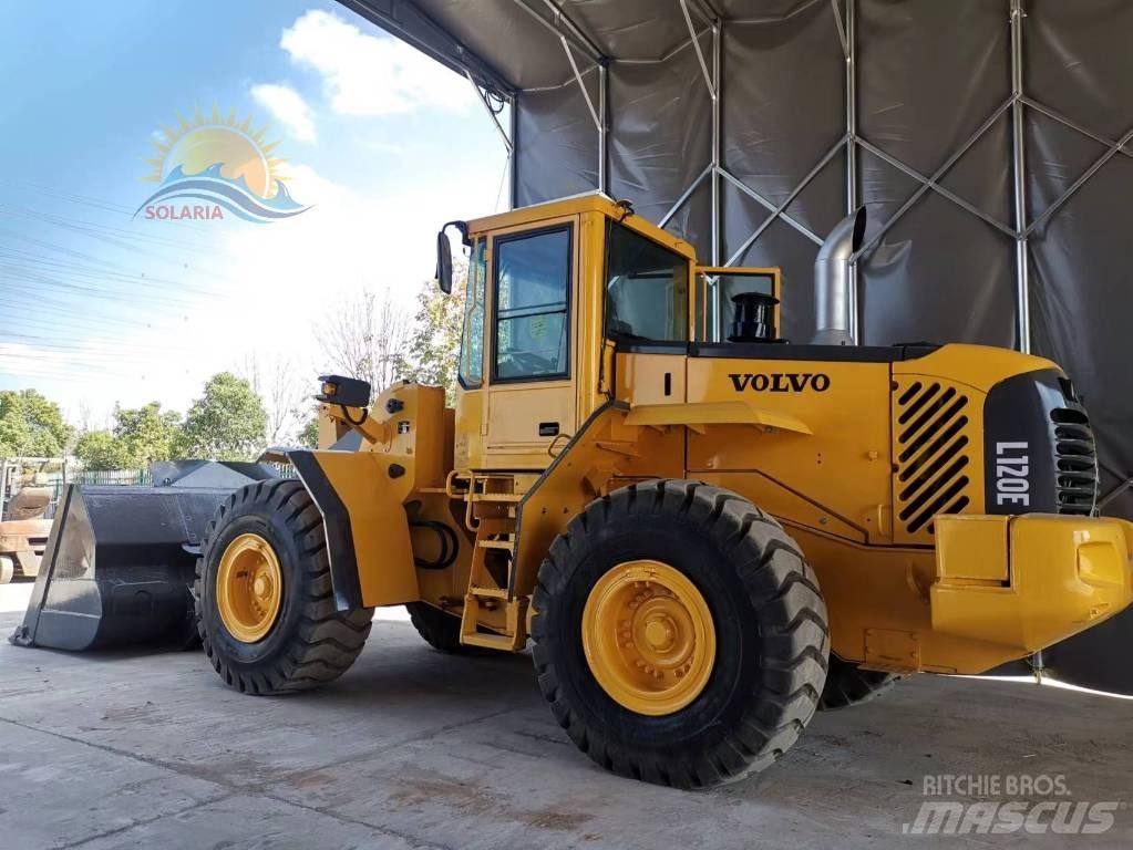 Volvo L 120 E Chargeuse sur pneus